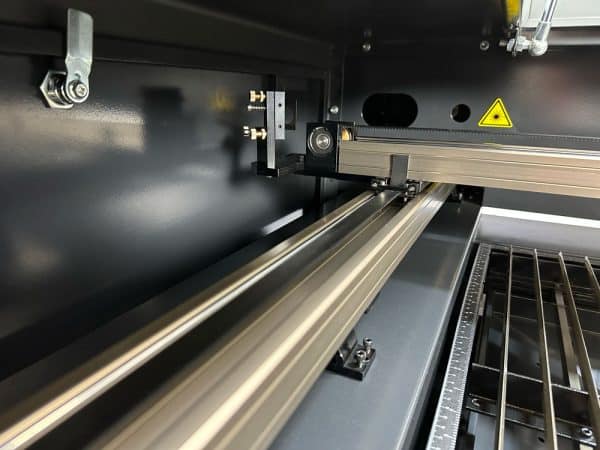 Produkcja maszyn laserowych CO2 - poradniki