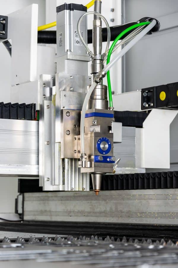 Wycinarka laserowa METAQUIP Fiber - szczegóły lasera