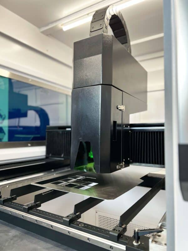 Głowica laserowa do cięcia laserem światłowodowym MQ FC6060